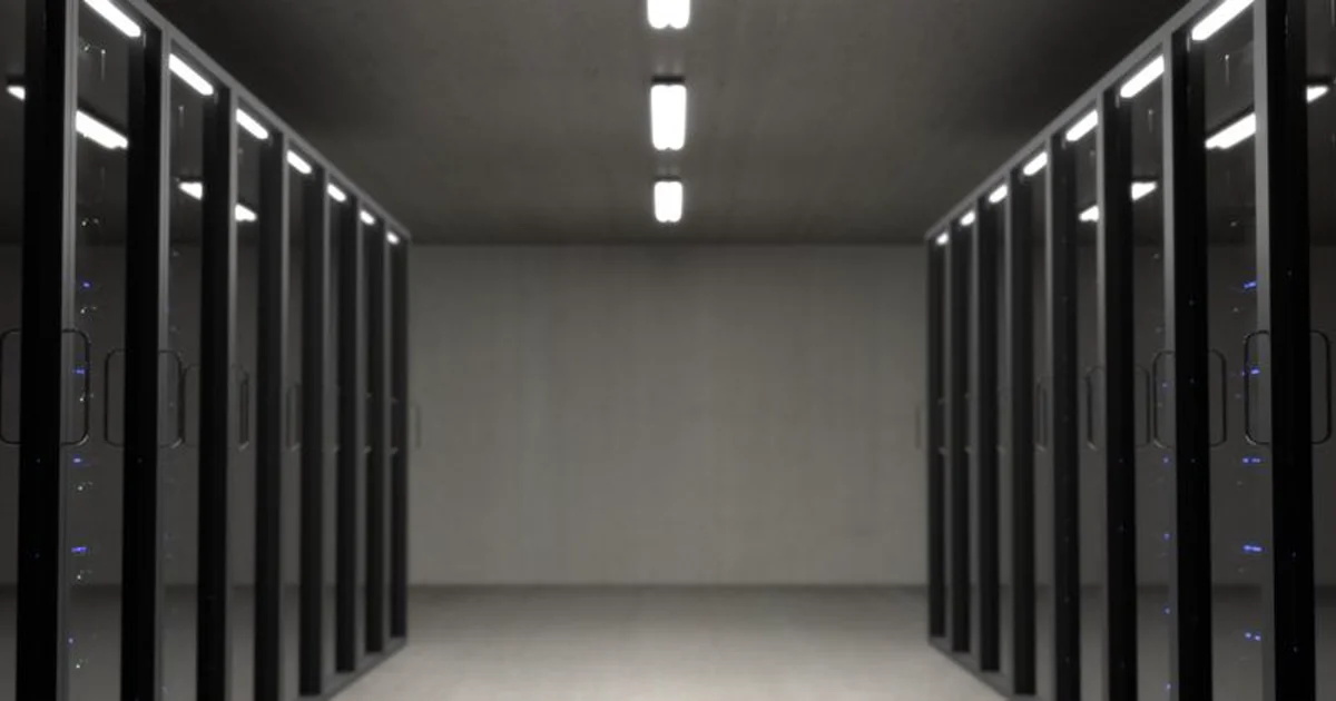 CloudLinux en hosting compartido: qué es y por qué importa para tu sitio