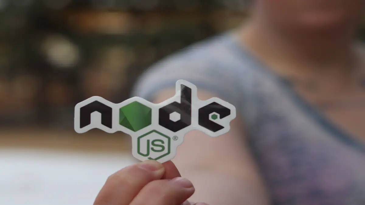 Hosting para desarrolladores en Chile: Node.js, staging, SSH y entorno profesional