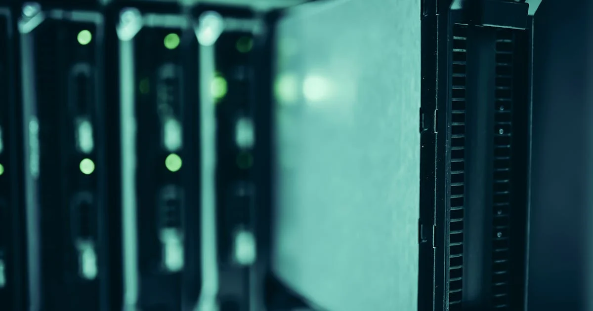 Comparativa de velocidad TTFB: Apache estándar vs LiteSpeed Cache con tiempos de respuesta